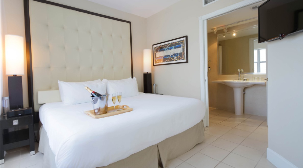 Sagamore Hotel King Suite