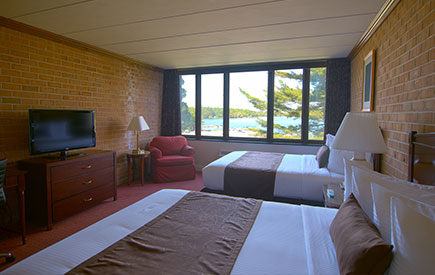 Split Rock Resort Lakeside Lodge