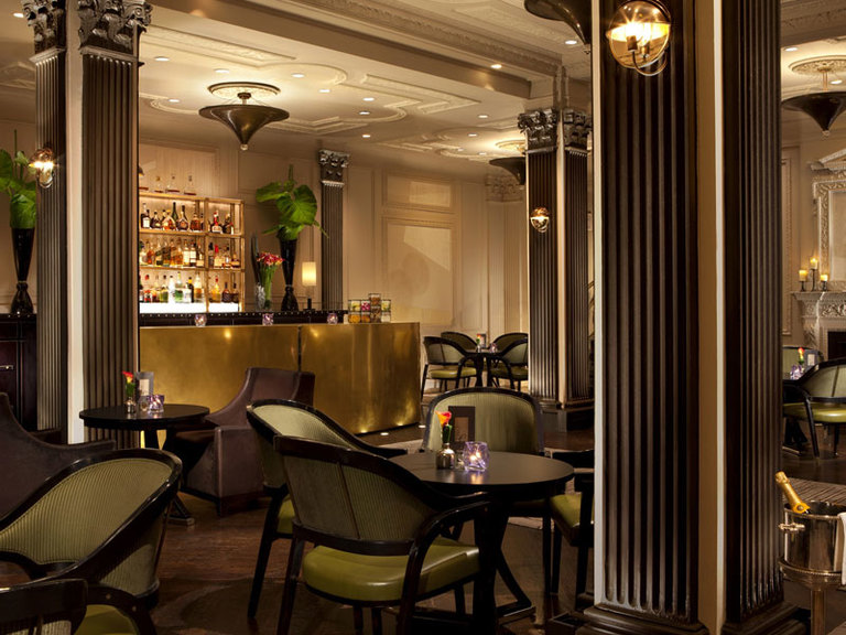 Two-E-Lounge-Room