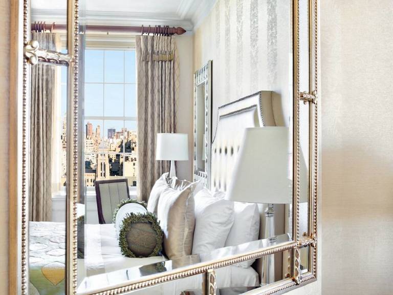 deluxe room detail