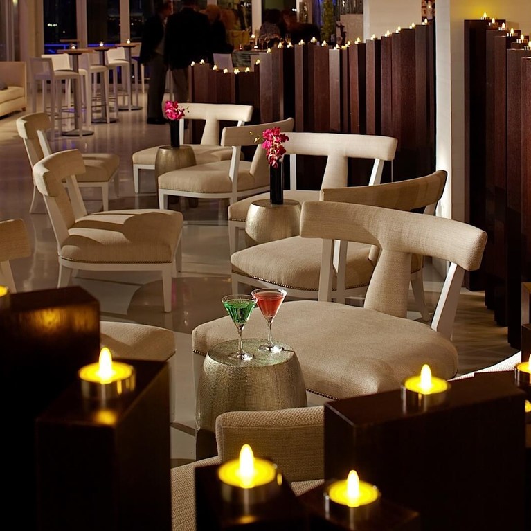 Candlestick_Lounge