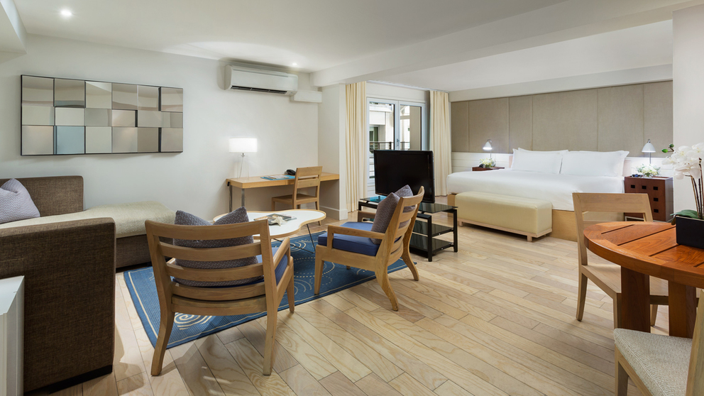 JUNIOR SUITE