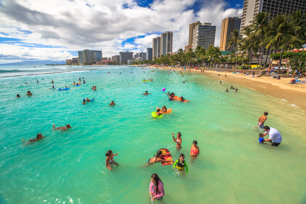 What To Bring For A Day At Kuhio Beach