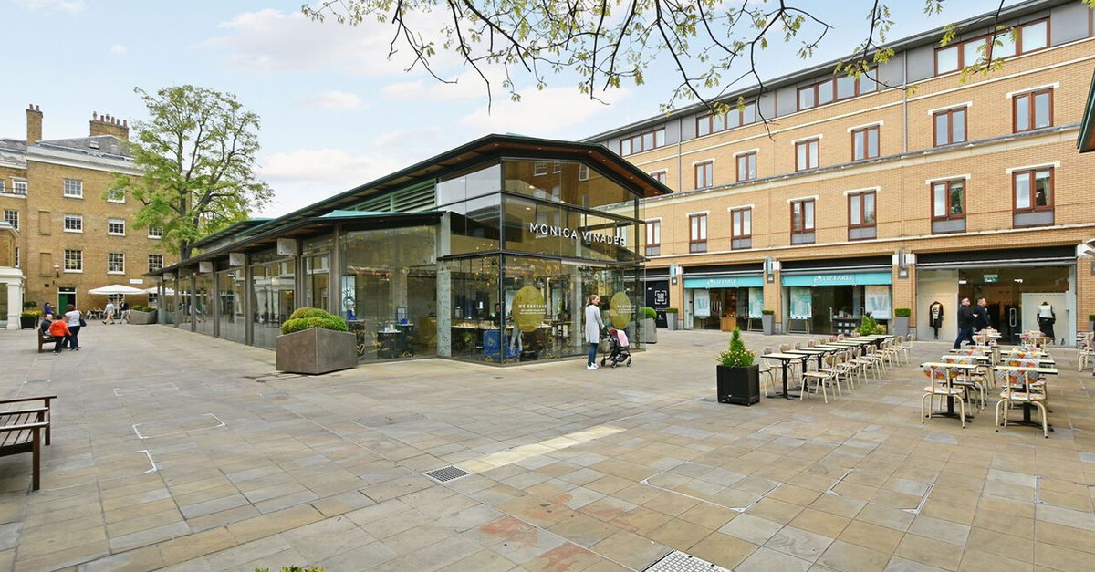 Restaurants and more in Duke of York Square